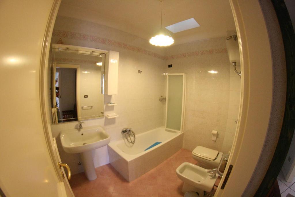 Sigismondo Castromediano Bed & Breakfast 2*